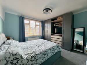 Bedroom- click for photo gallery